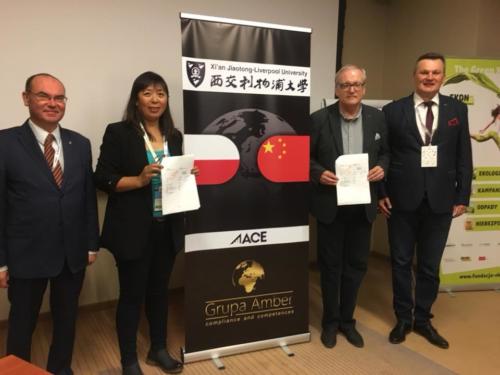 42367849_1540134959466528_3529588876718899200_n