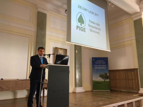 44269424_1560862464060444_3779394568475115520_n